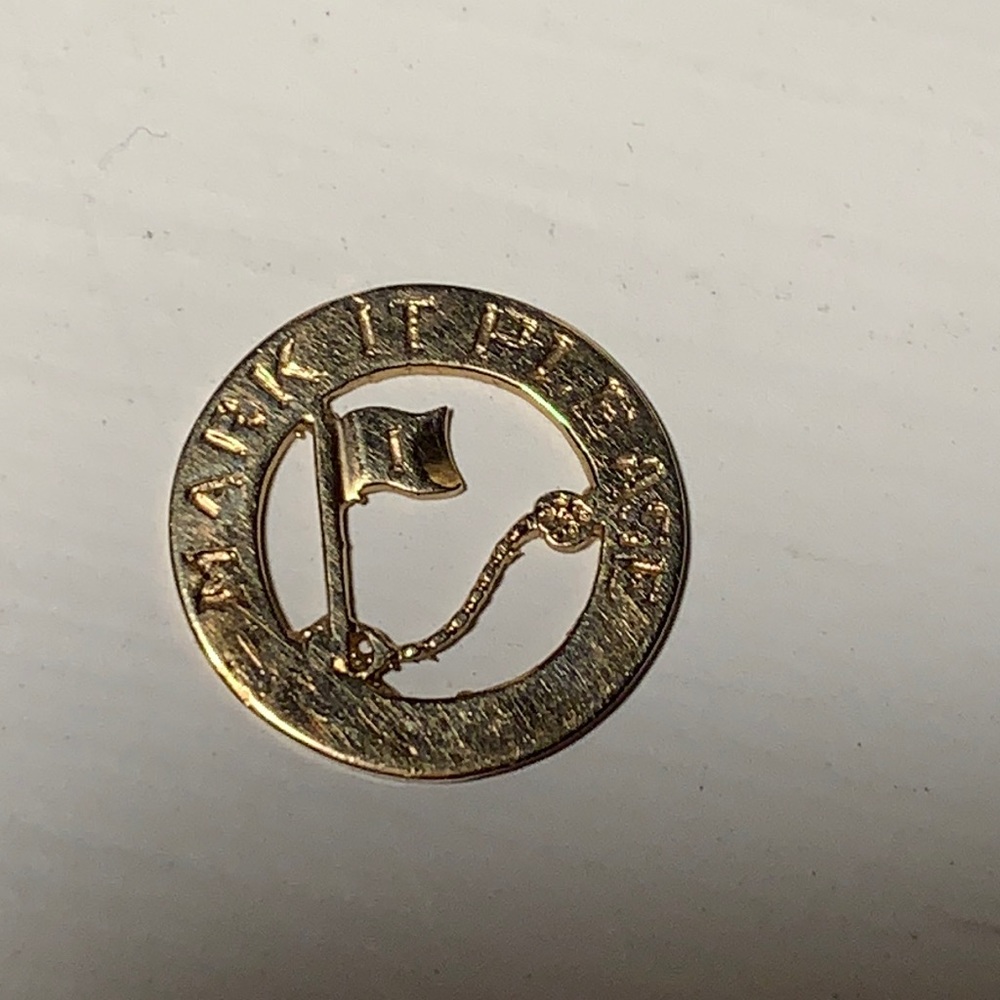 14k gold sign